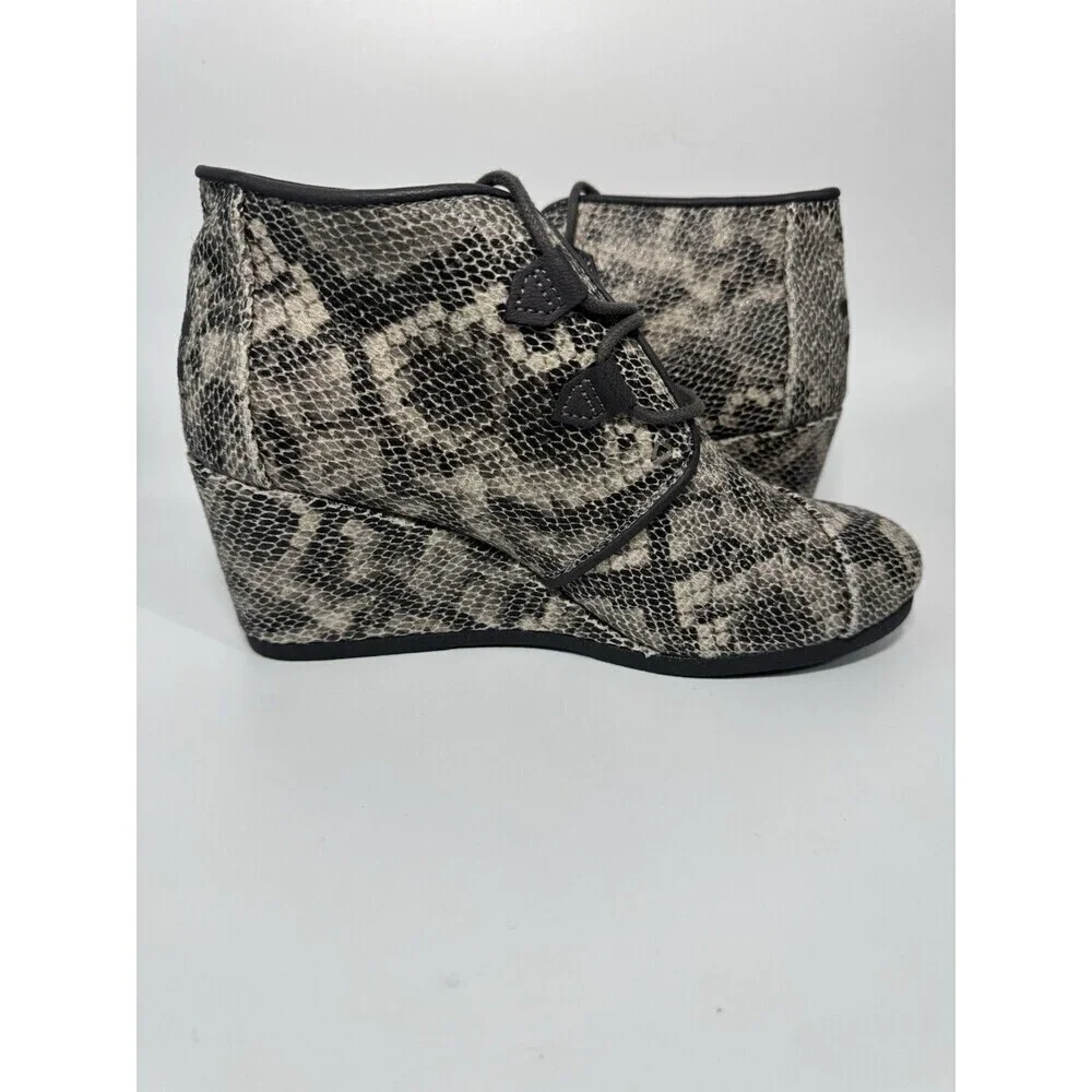 NEW Toms Kala Leather Snakeskin Print Lace Up Wedge Booties Womens 9